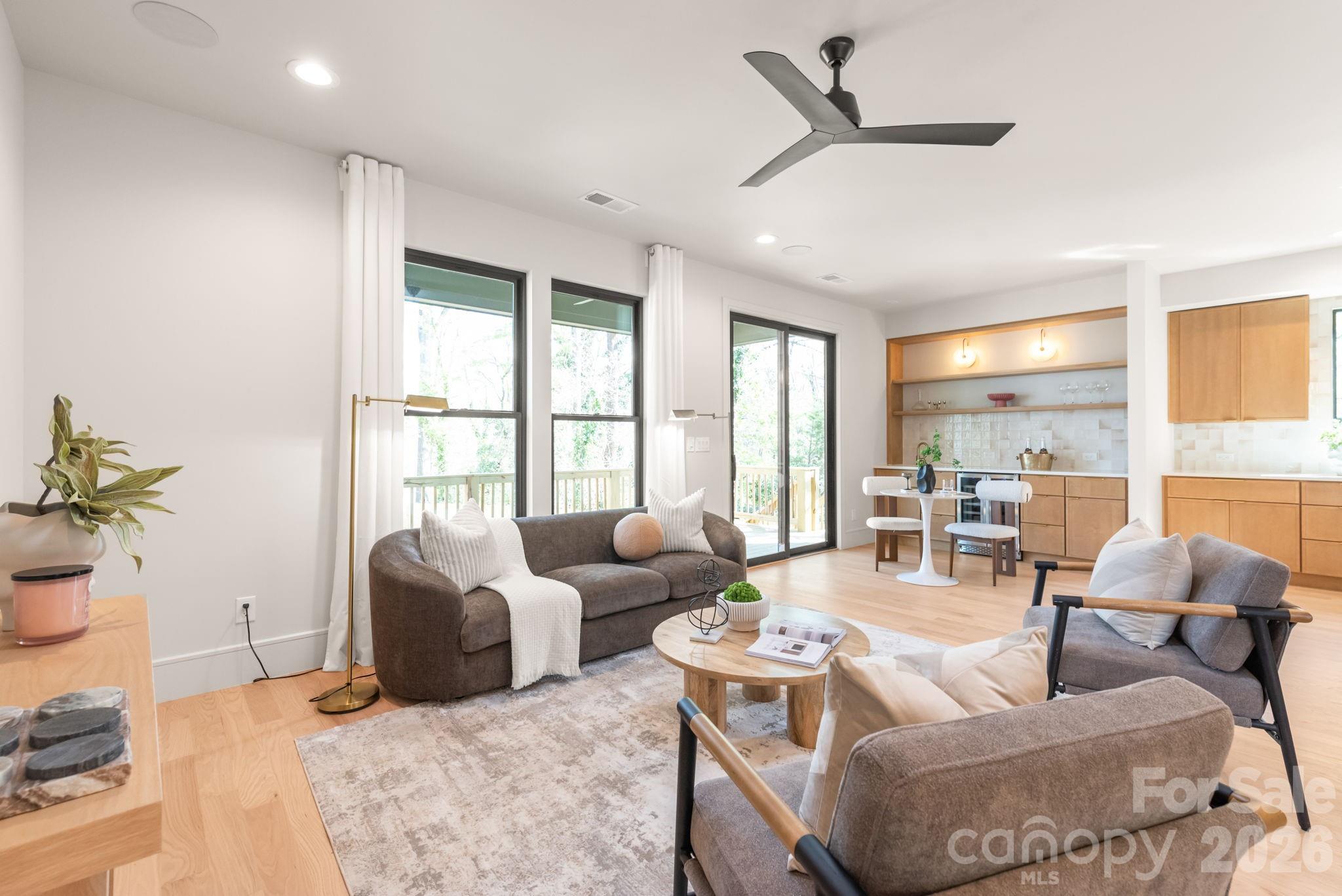 1814 Logie Avenue Property Photo 18