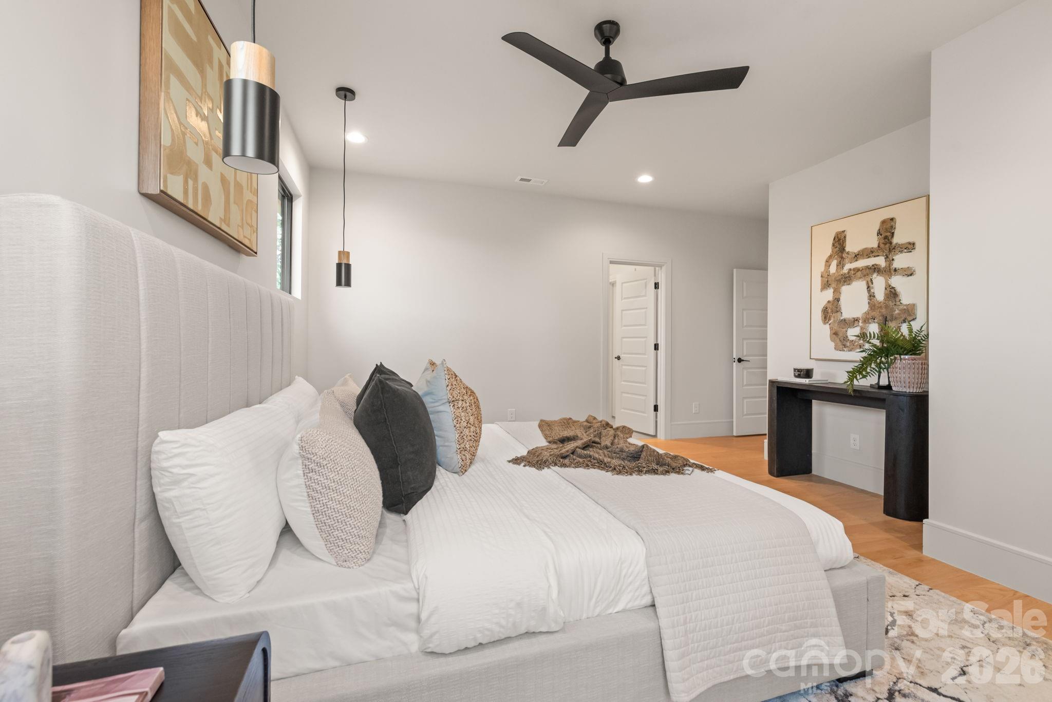 1814 Logie Avenue Property Photo 25