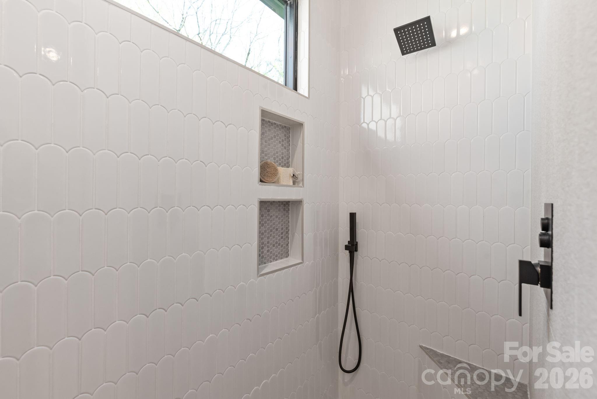 1814 Logie Avenue Property Photo 27