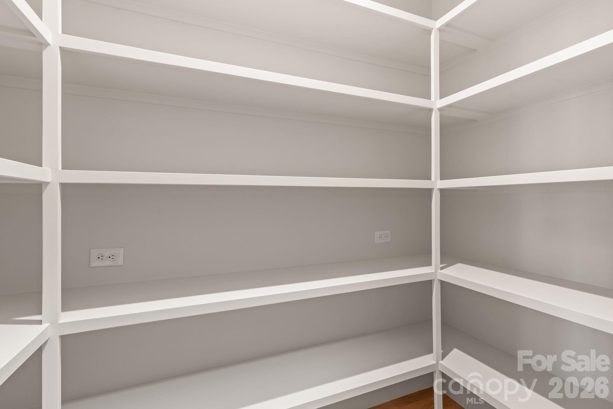 1814 Logie Avenue Property Photo 40
