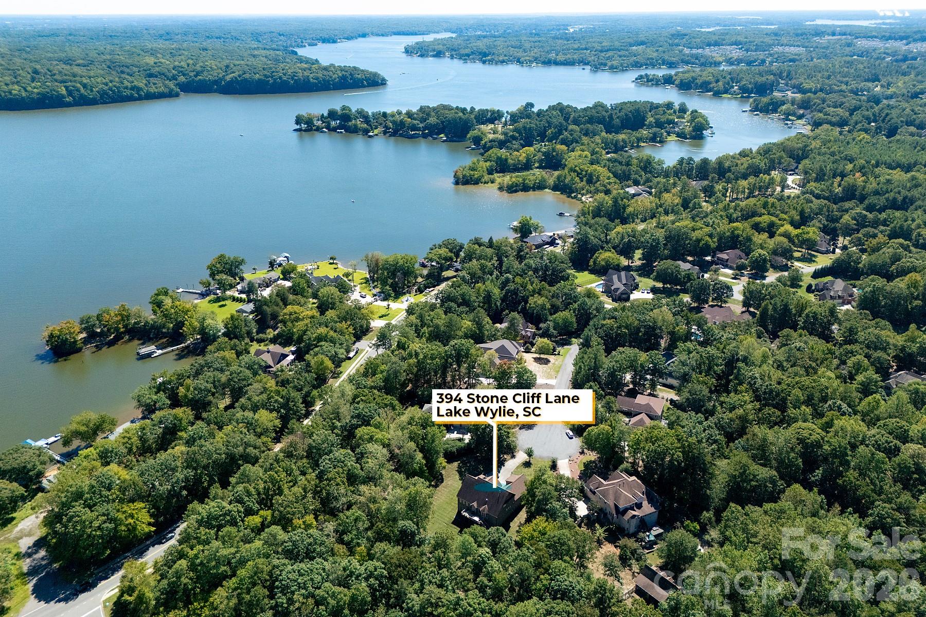 394 Stone Cliff Lane Property Photo 2