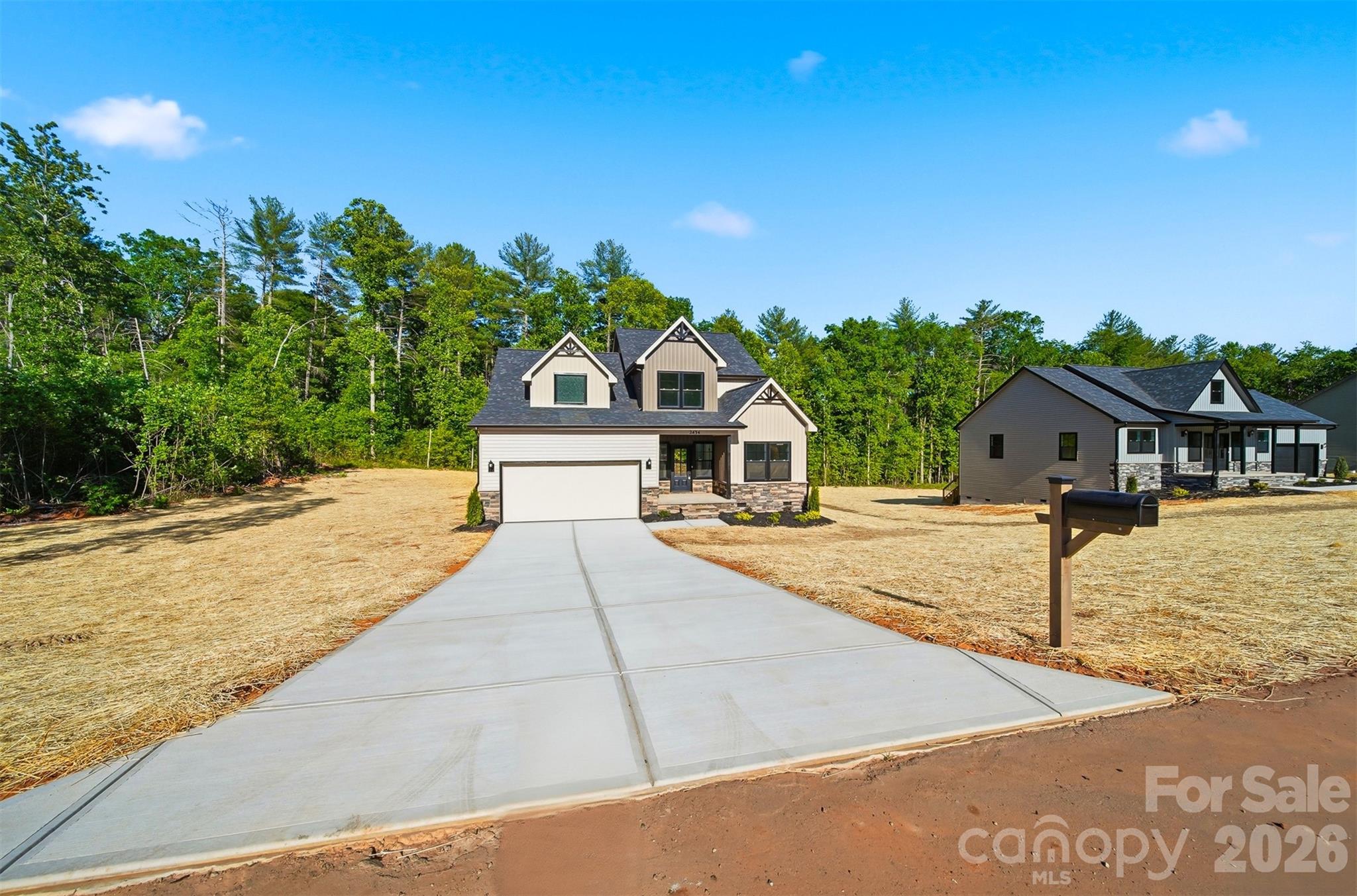 2434 Kimberly Avenue Property Photo 4