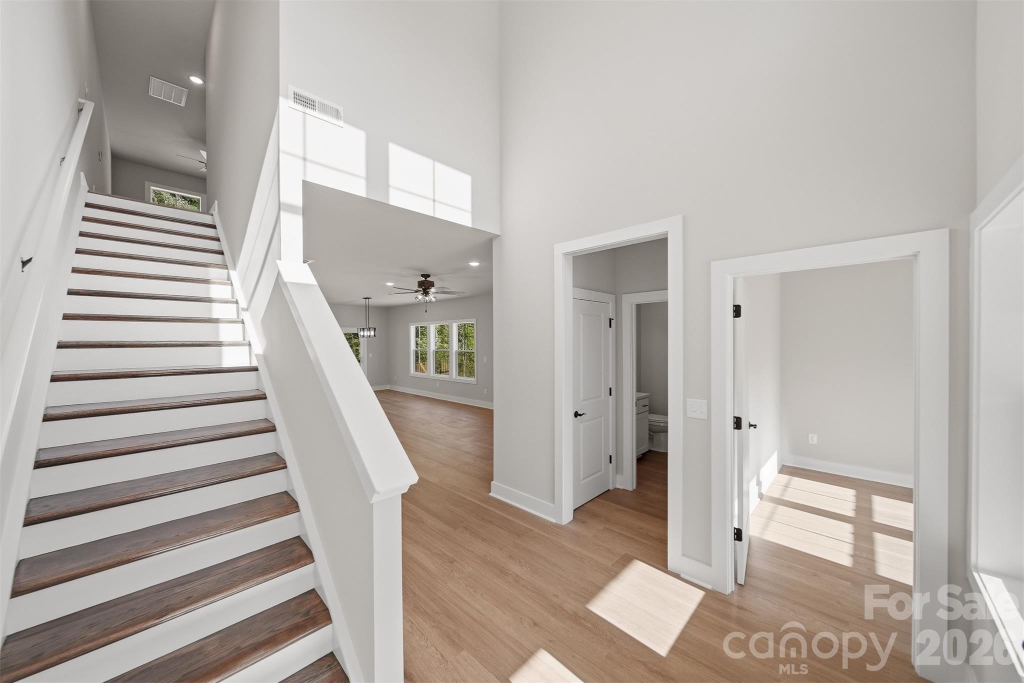 2434 Kimberly Avenue Property Photo 7