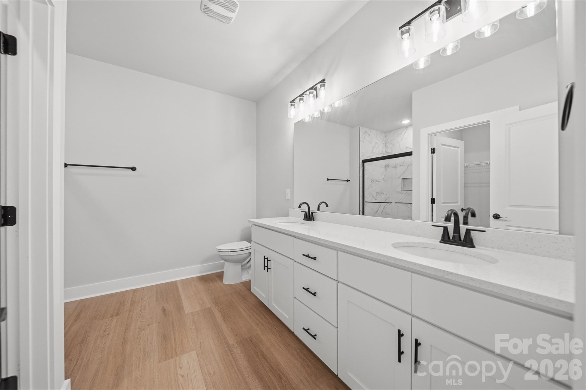 2434 Kimberly Avenue Property Photo 21