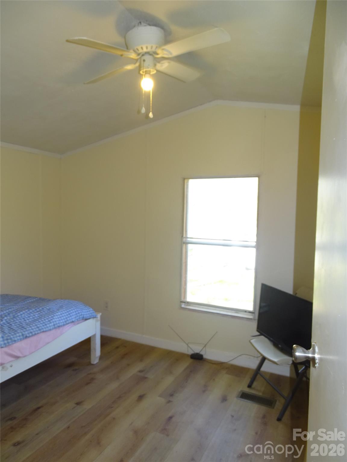 453 Riverview Lane Property Photo 18