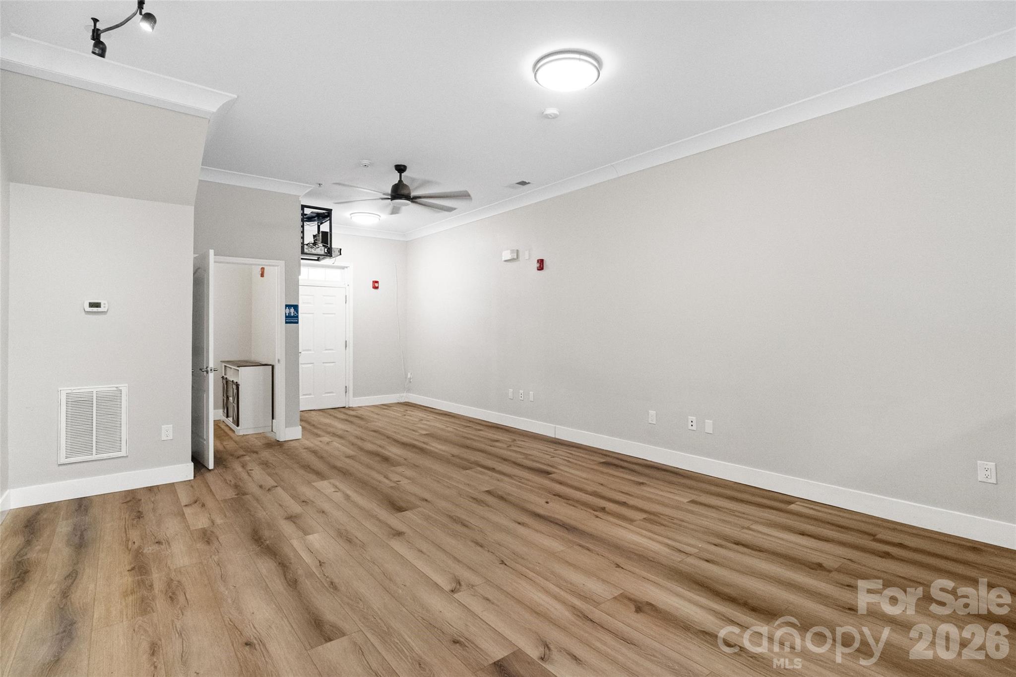 2060 Ayrsley Town Boulevard Property Photo 12