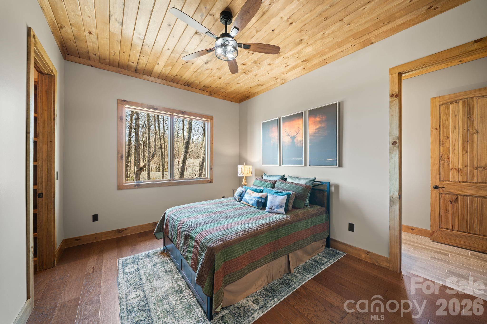 296 Austin Mountain Drive Property Photo 16