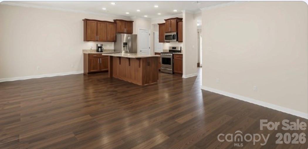 11824 Springpoint Lane Property Photo 4