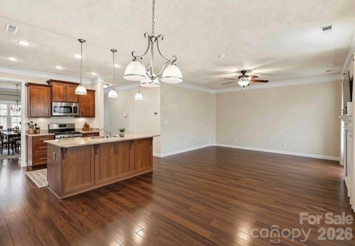 11824 Springpoint Lane Property Photo 6