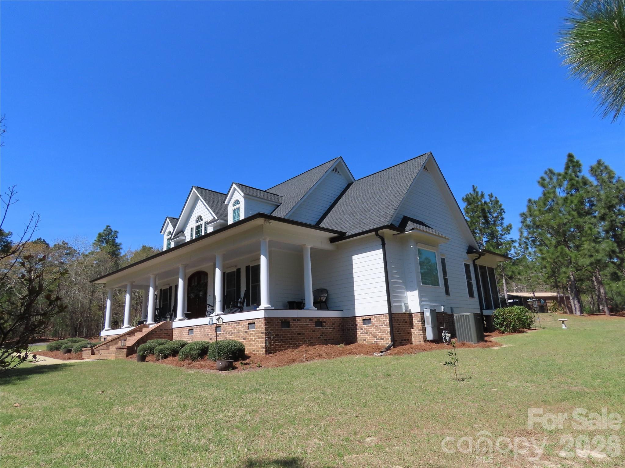 1034 Griggs Street Property Photo 5