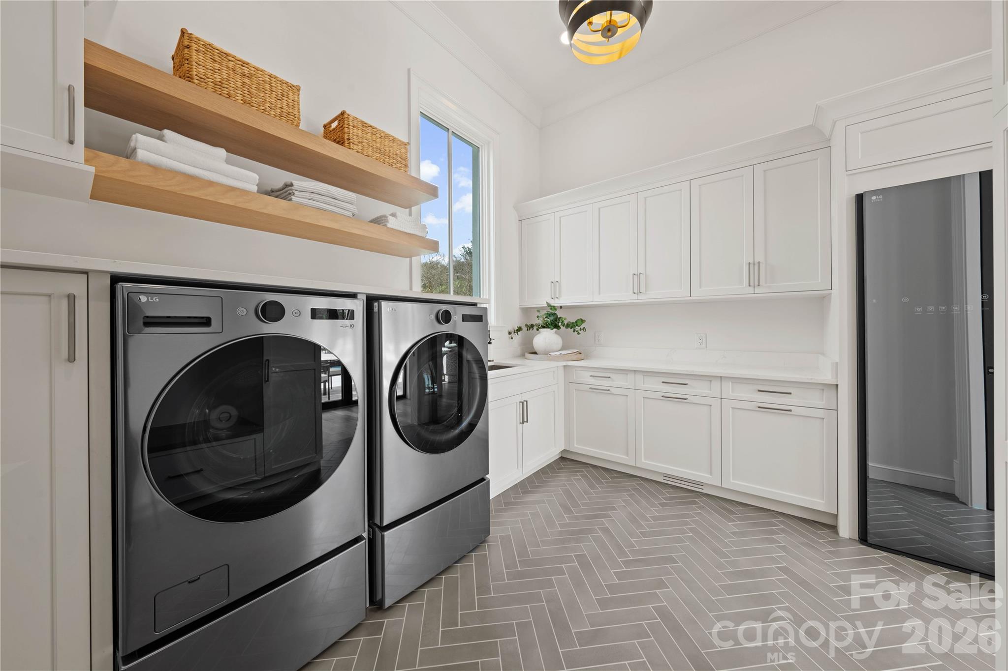 2208 Overhill Road 1 Property Photo 20