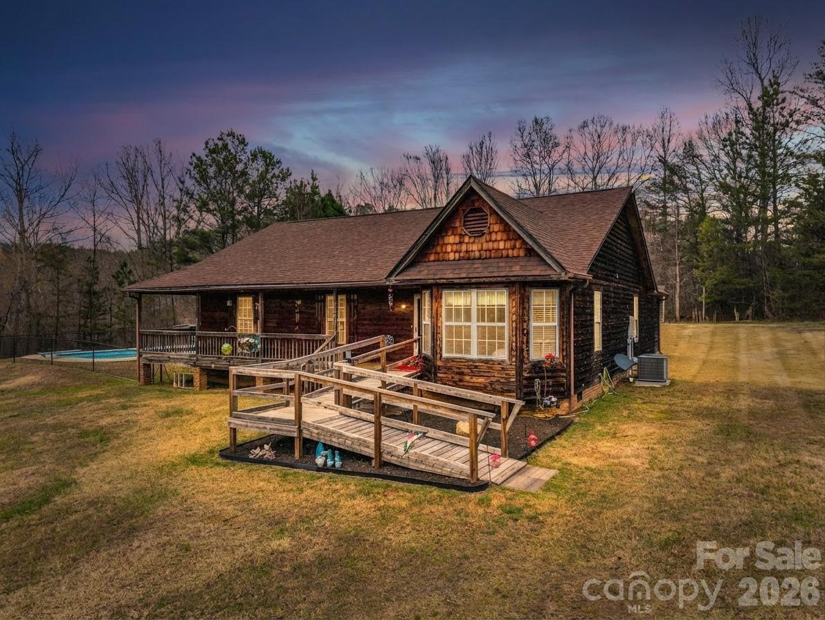 308 Frog Hollow Road Property Photo 2