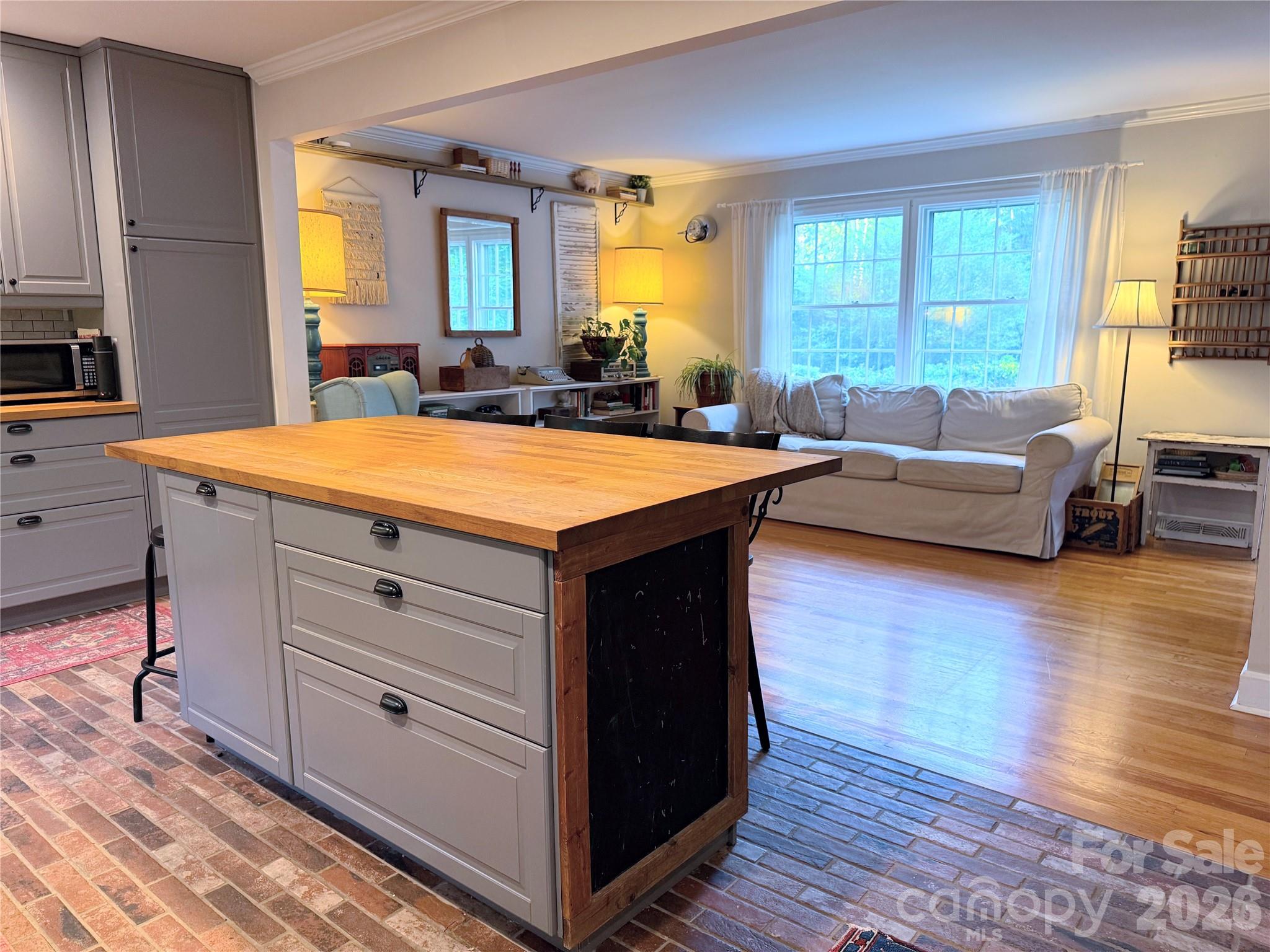 6701 Rugby Lane Property Photo 11