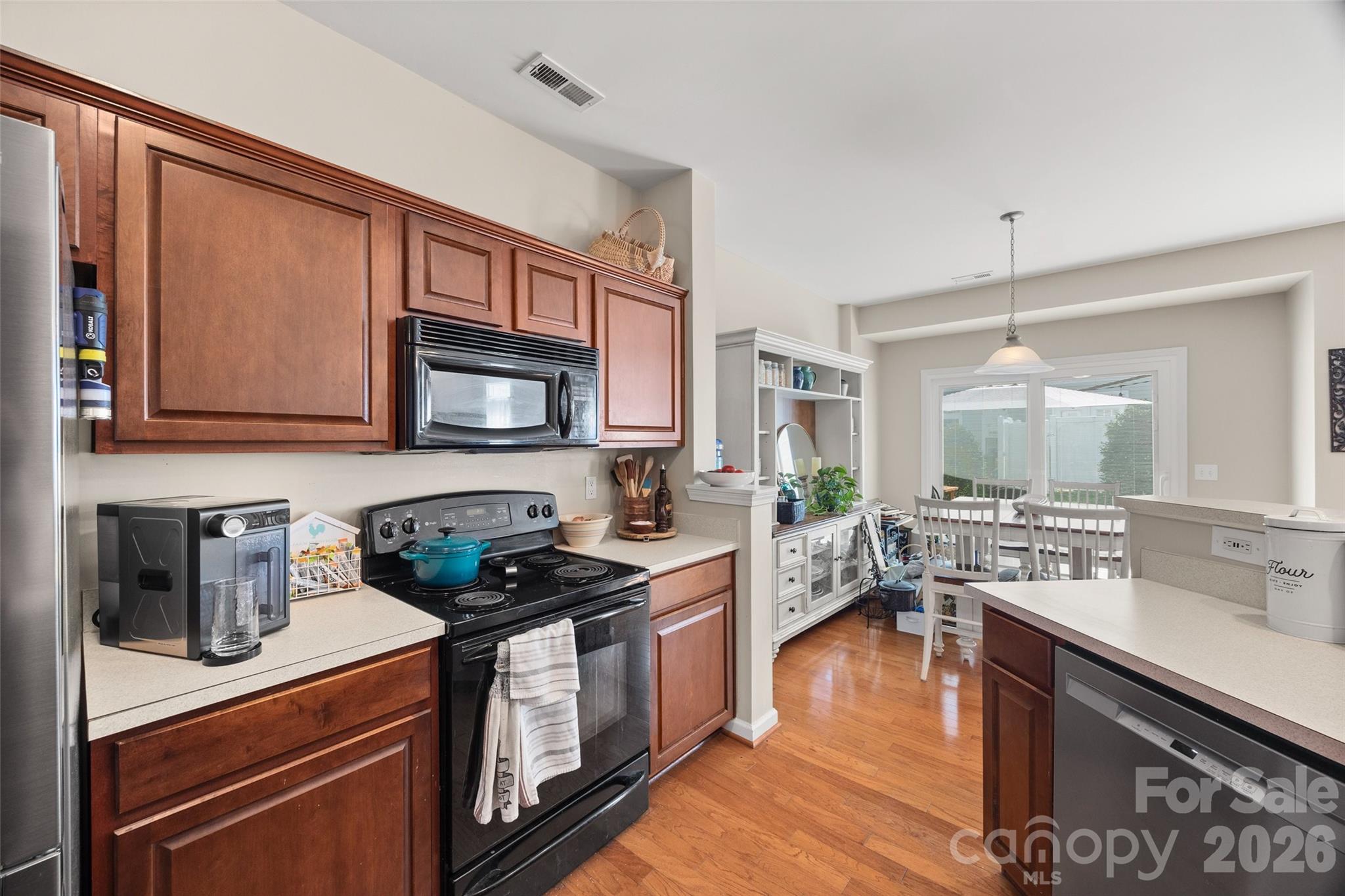 183 Autumn Falls Drive Property Photo 13