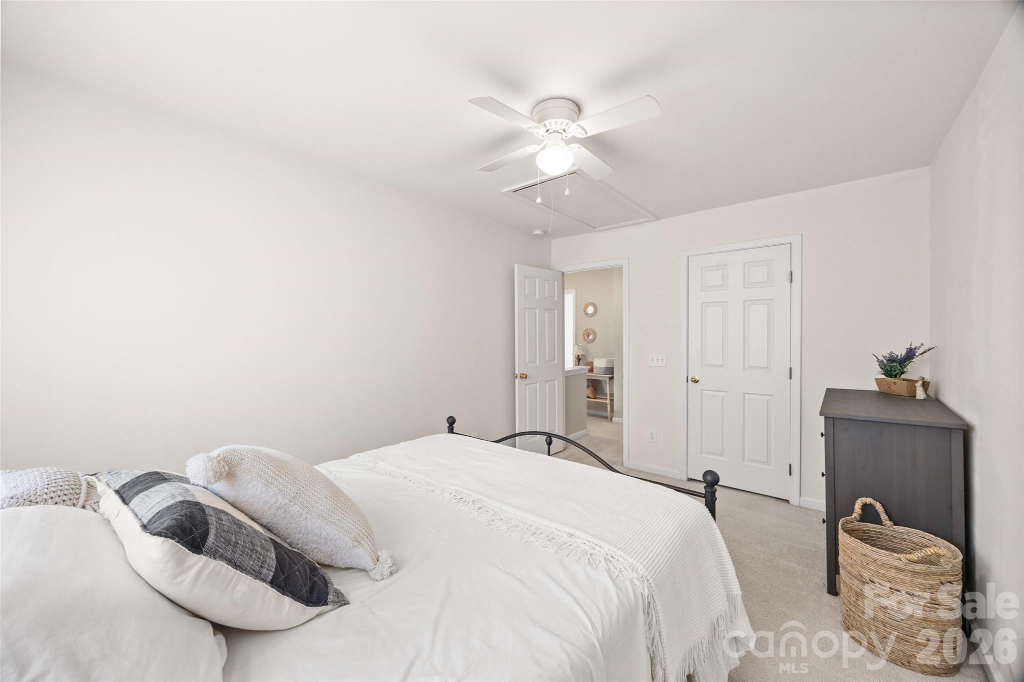 183 Autumn Falls Drive Property Photo 17