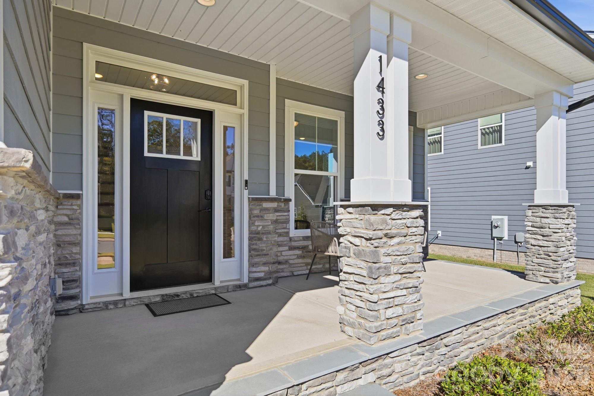 1433 Crooked Stick Drive Property Photo 3