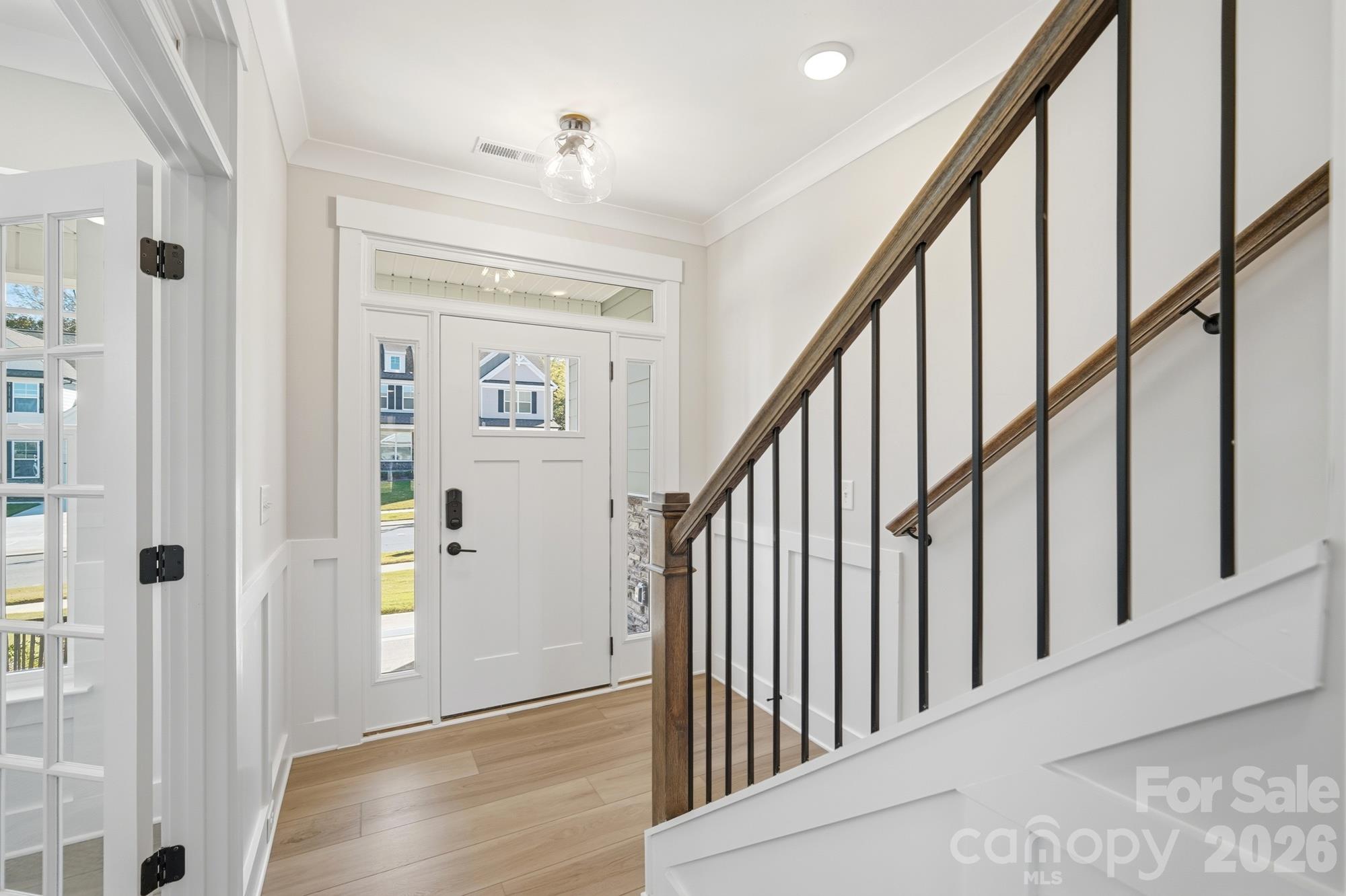 1433 Crooked Stick Drive Property Photo 4