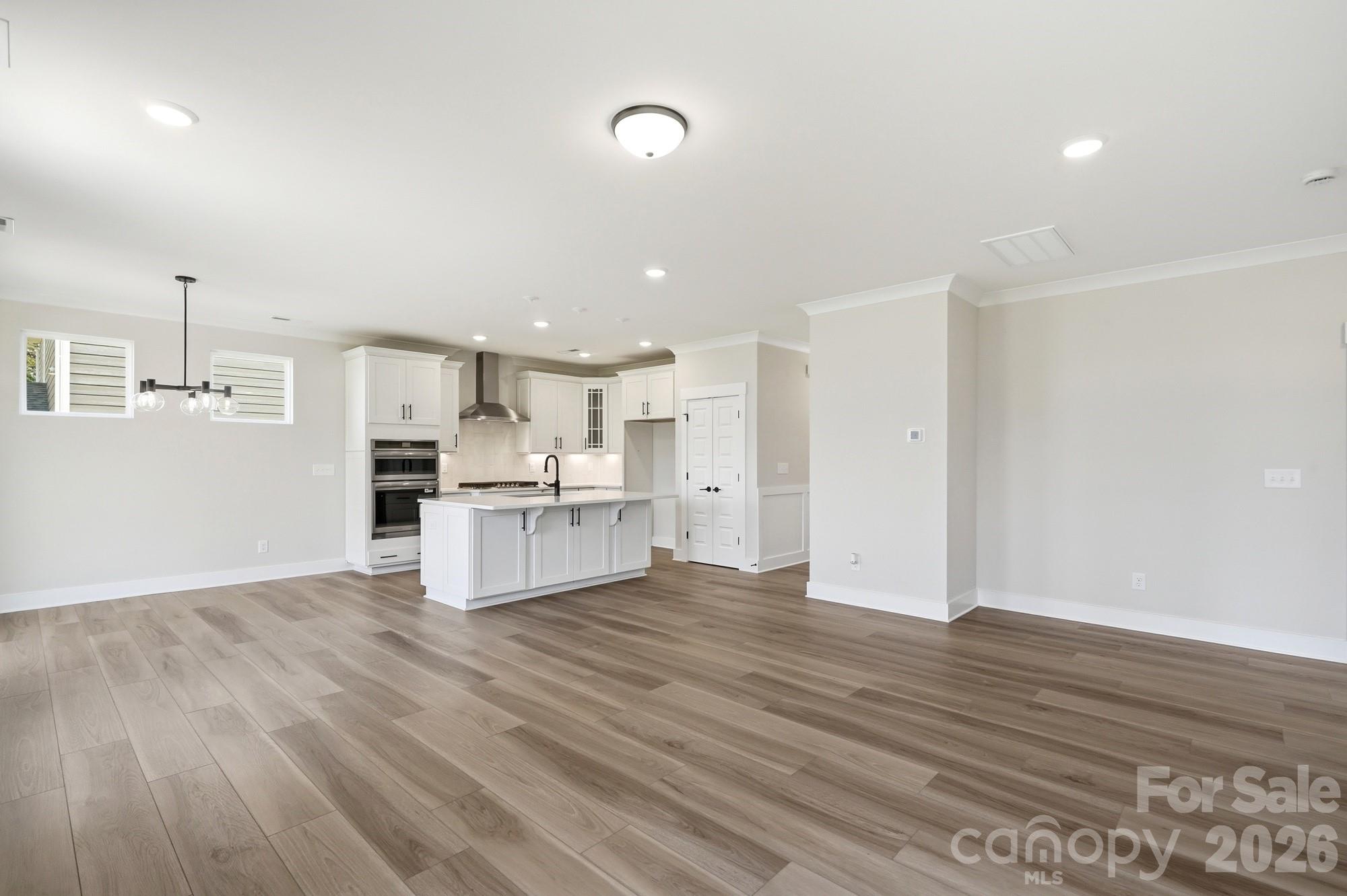 1433 Crooked Stick Drive Property Photo 8