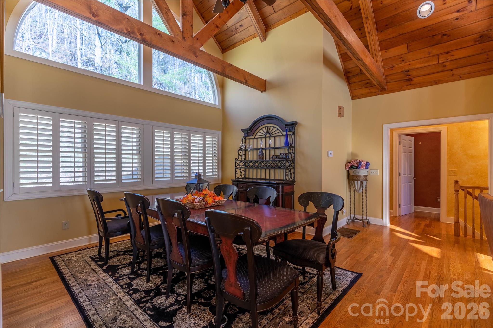 446 Windridge Drive Property Photo 11