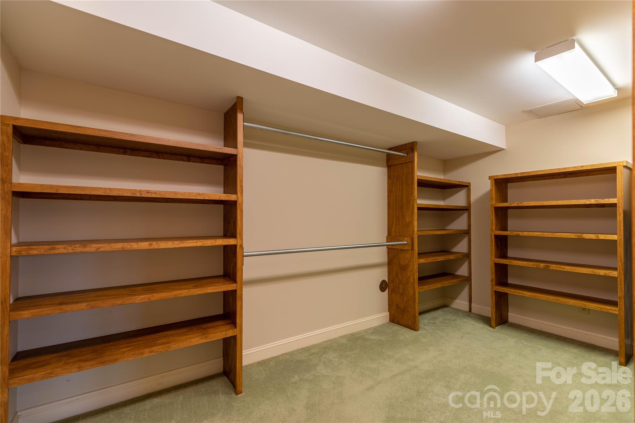 446 Windridge Drive Property Photo 24