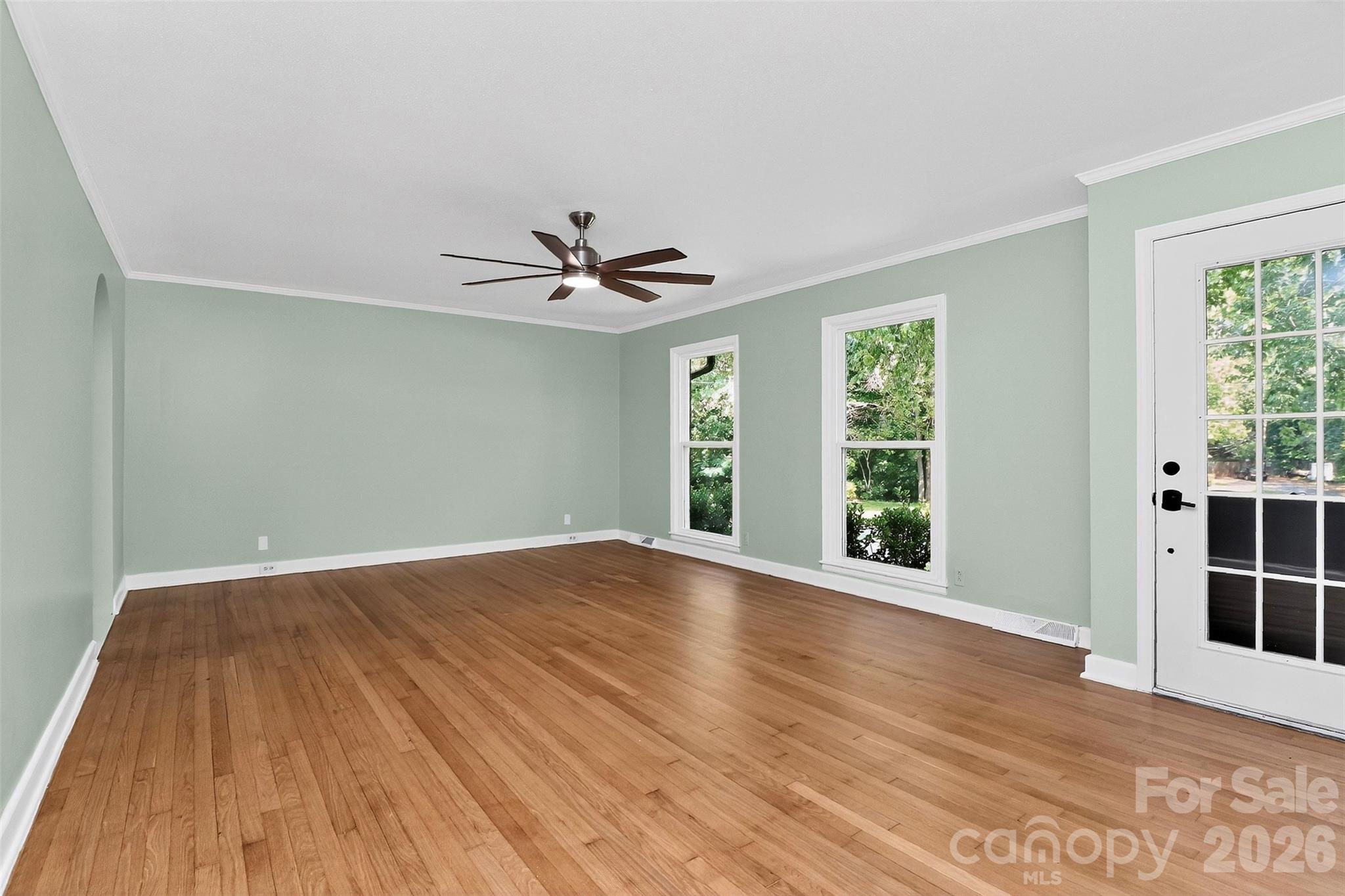 2018 Country Court Property Photo 2
