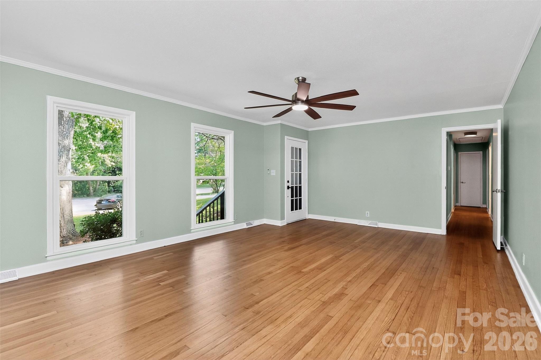 2018 Country Court Property Photo 4