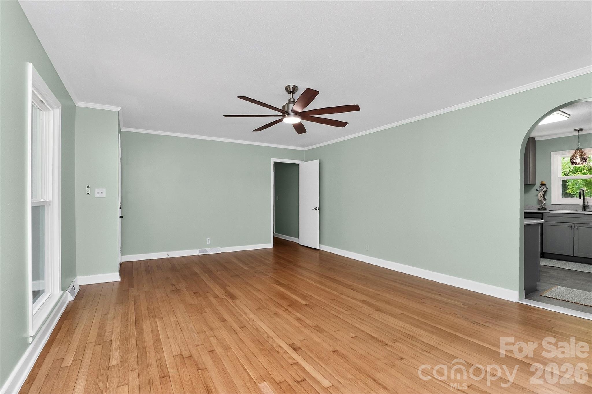 2018 Country Court Property Photo 5