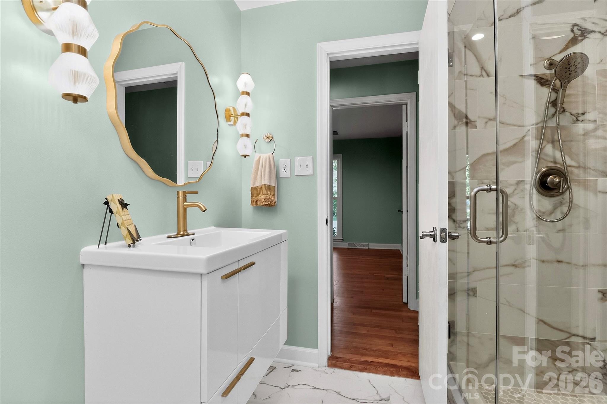 2018 Country Court Property Photo 16