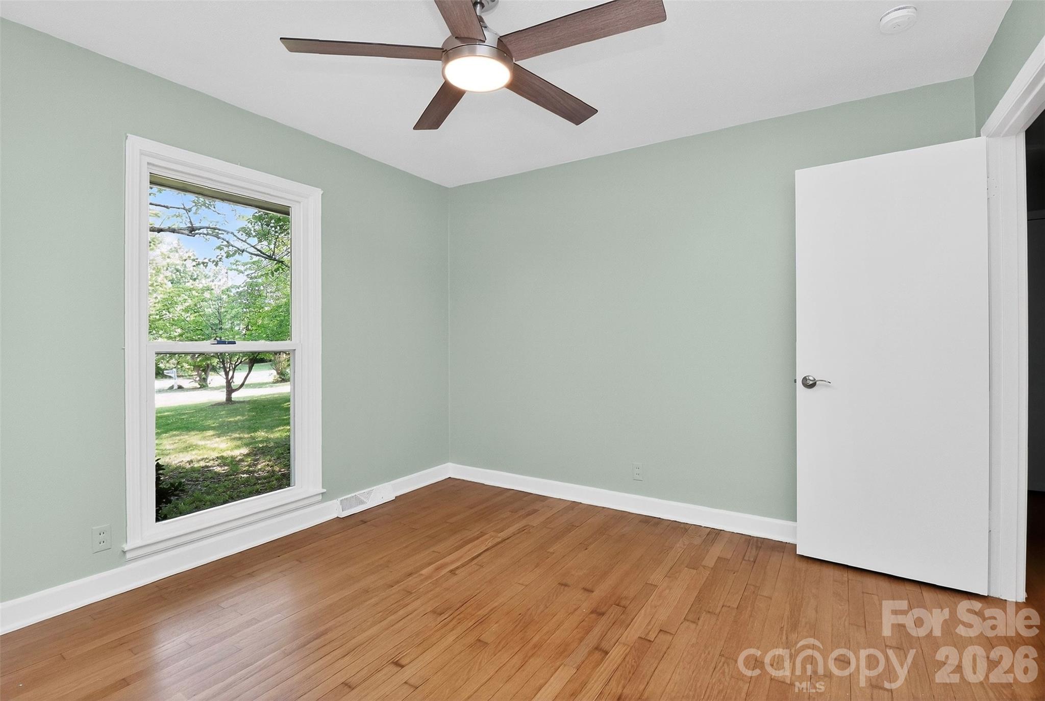 2018 Country Court Property Photo 25