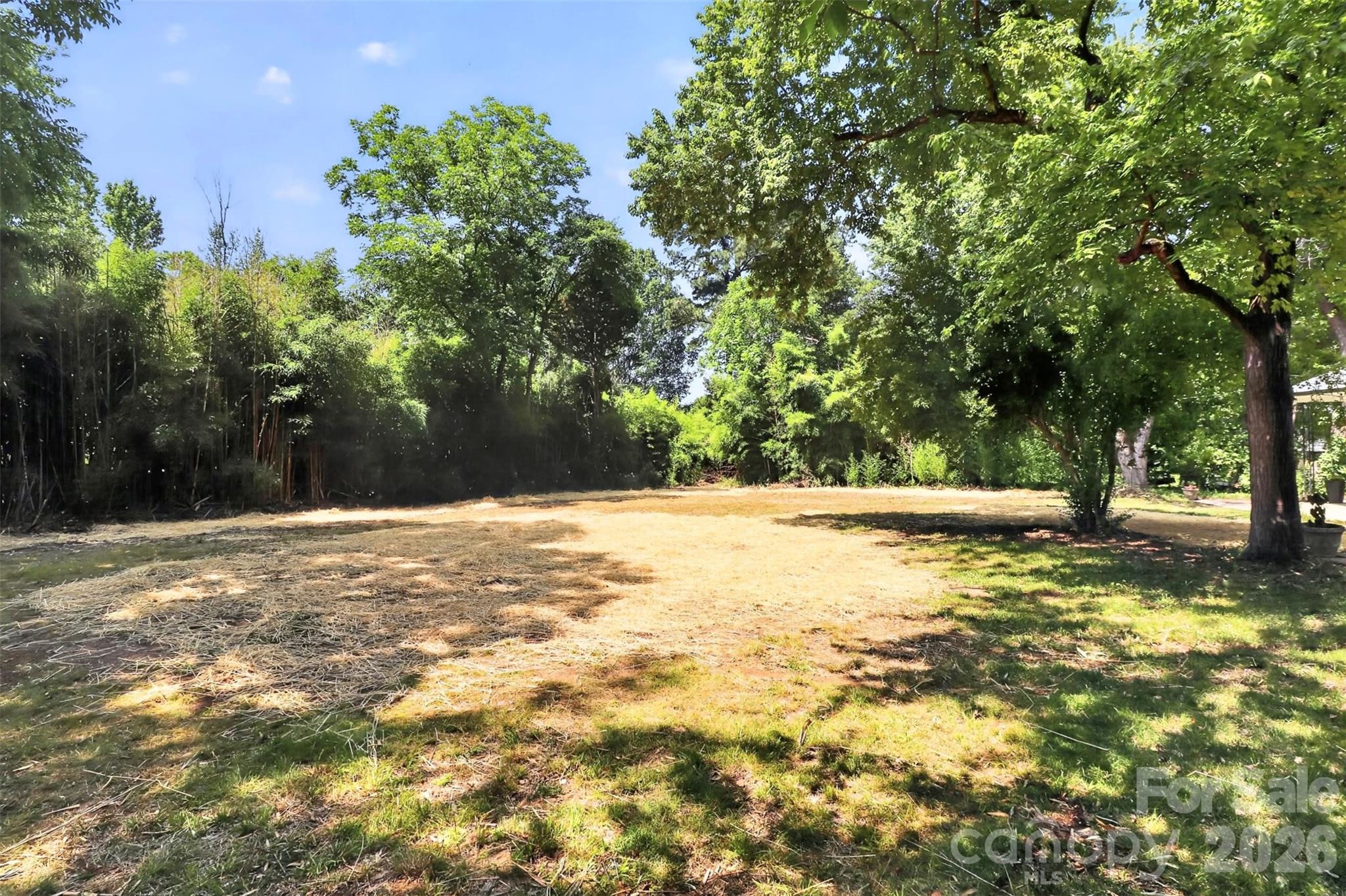 2018 Country Court Property Photo 32