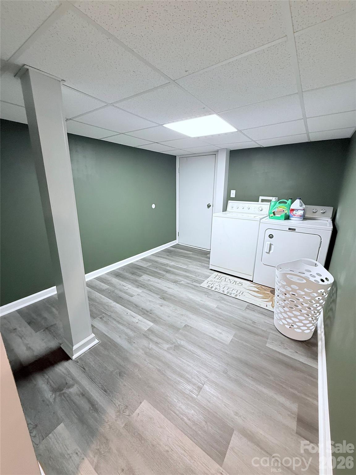 3743 Crosland Road Property Photo 16