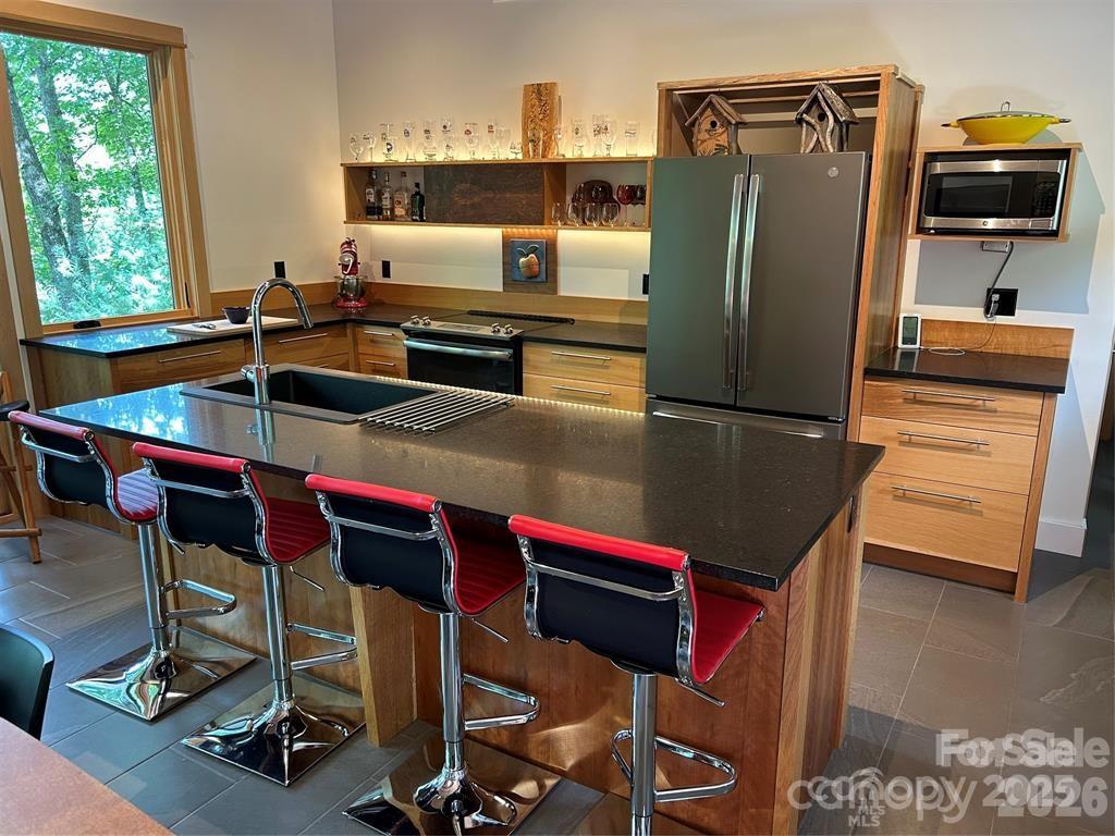 448 Mt. Mitchell Drive Property Photo 14