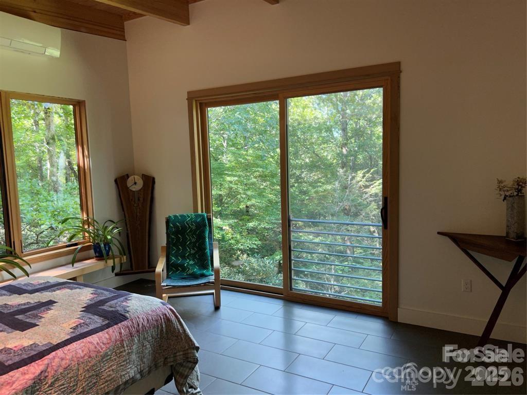 448 Mt. Mitchell Drive Property Photo 21