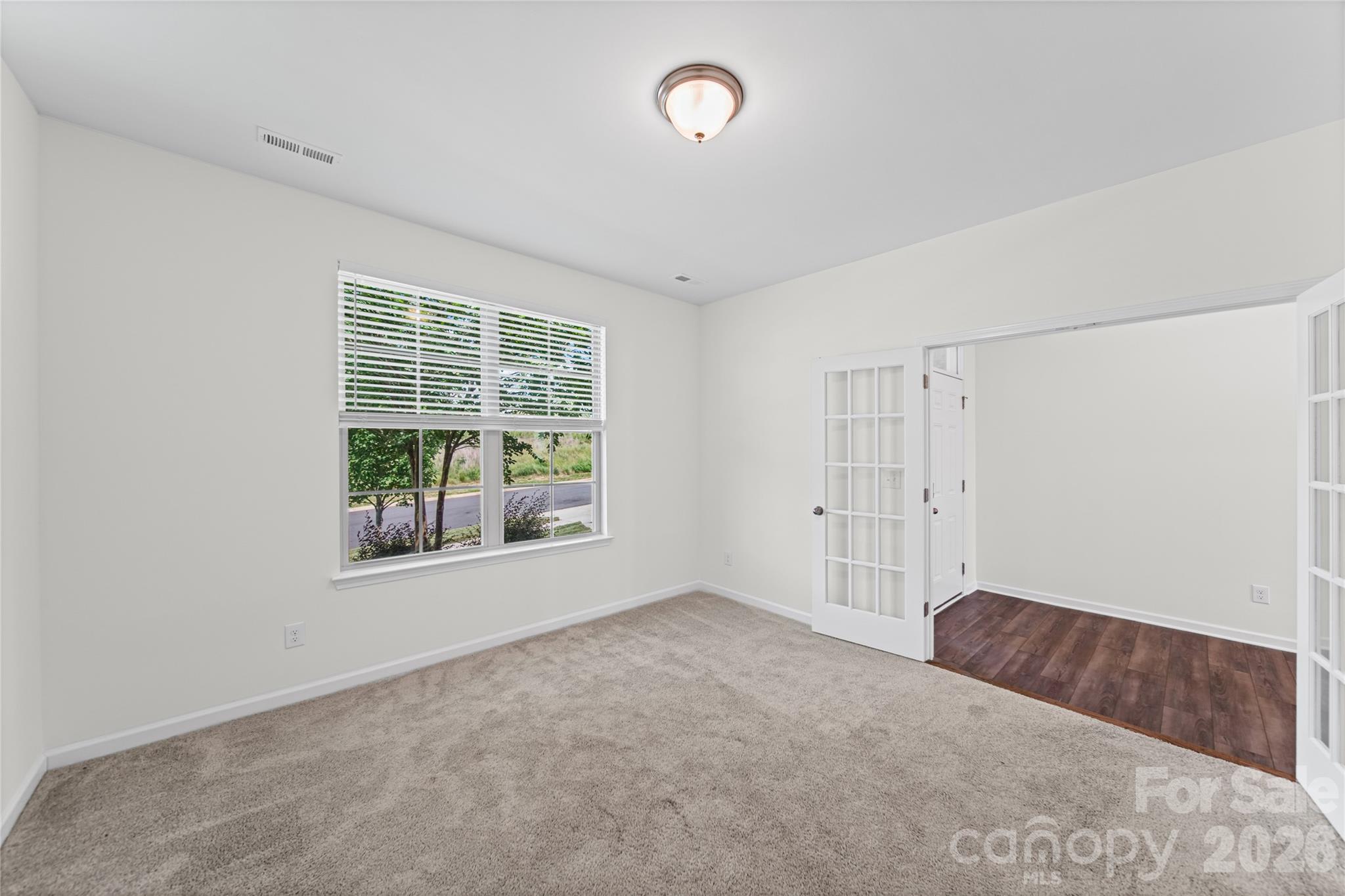 10054 Carousel Corral Drive Property Photo 7