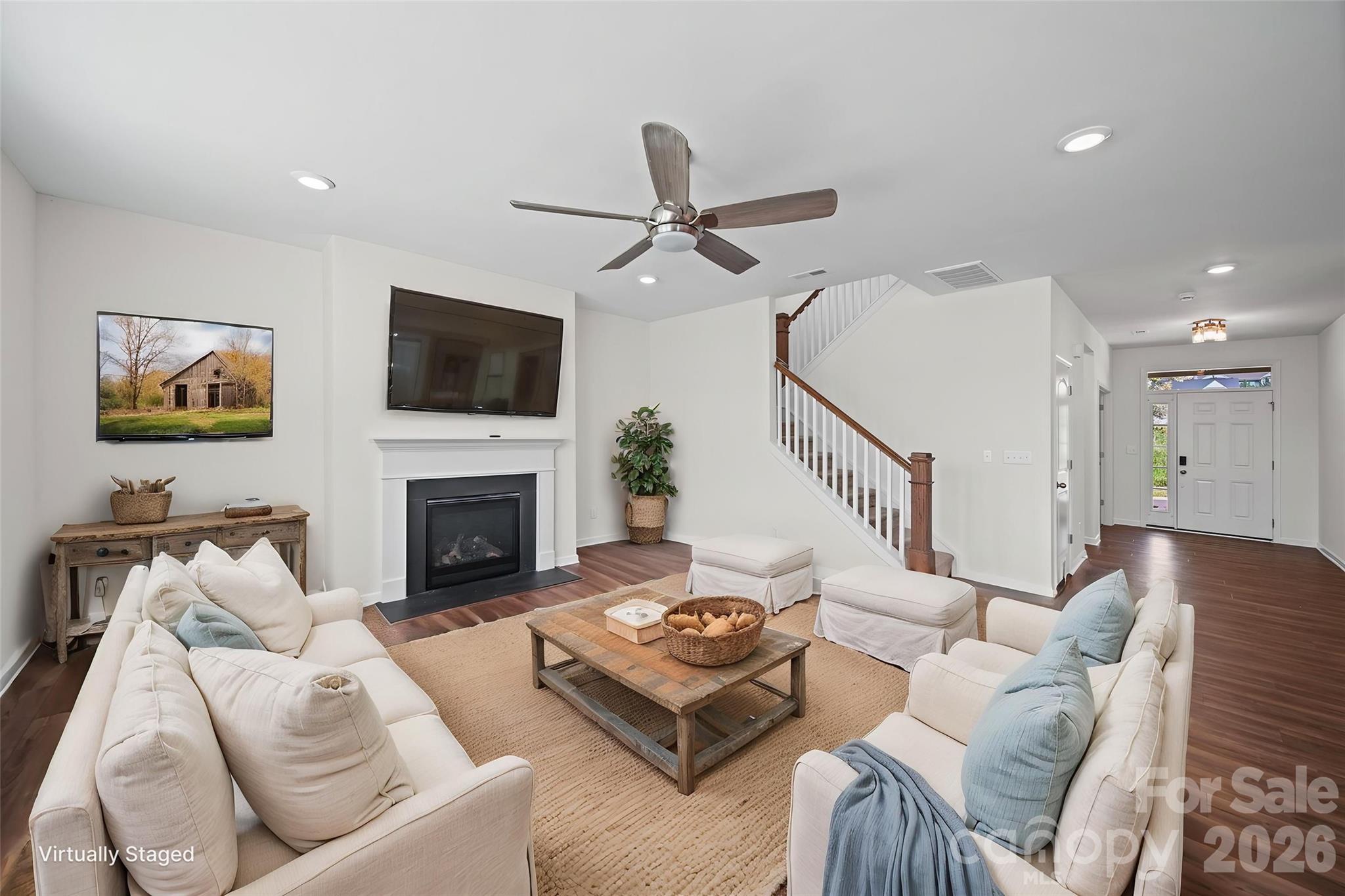 10054 Carousel Corral Drive Property Photo 10