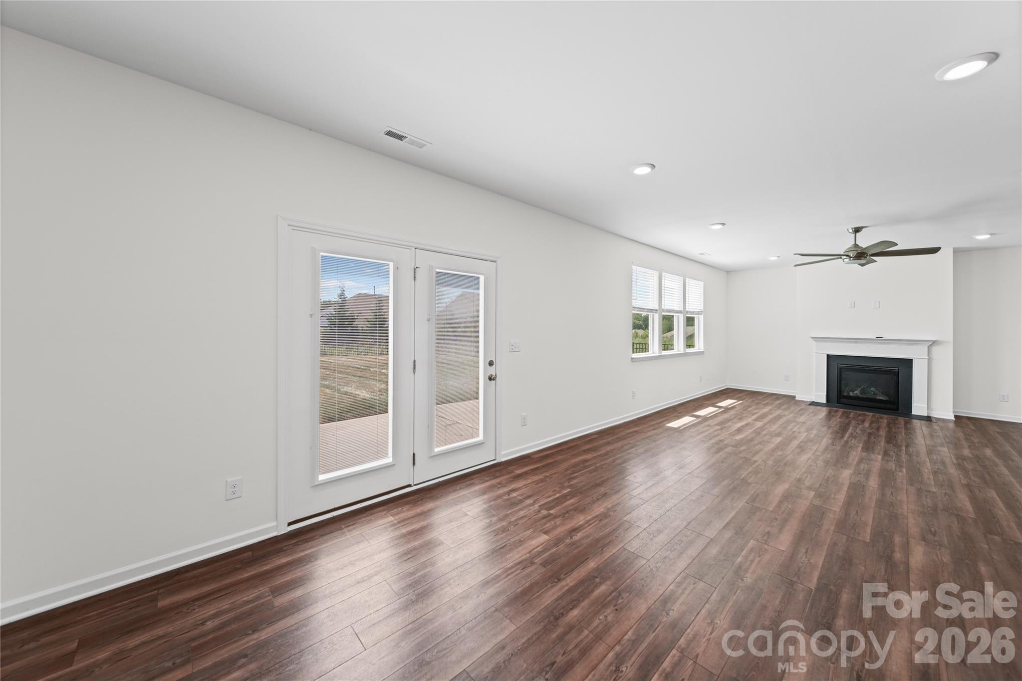 10054 Carousel Corral Drive Property Photo 12