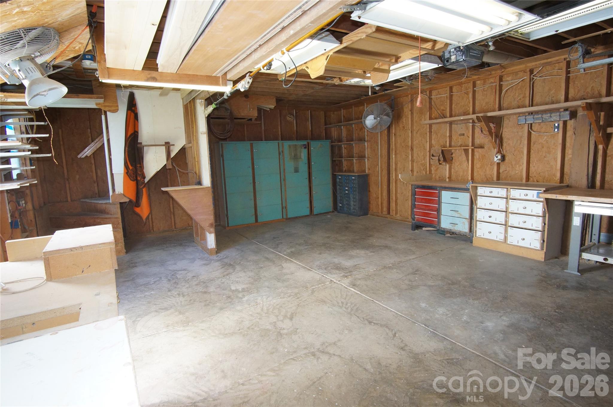 615 Hillcrest Street Property Photo 11