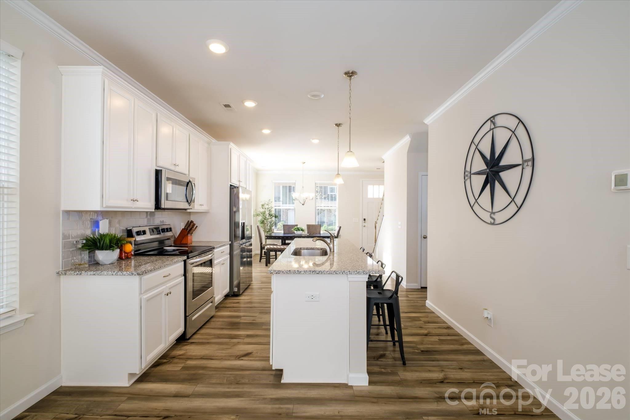 8156 Merryvale Lane Property Photo 10