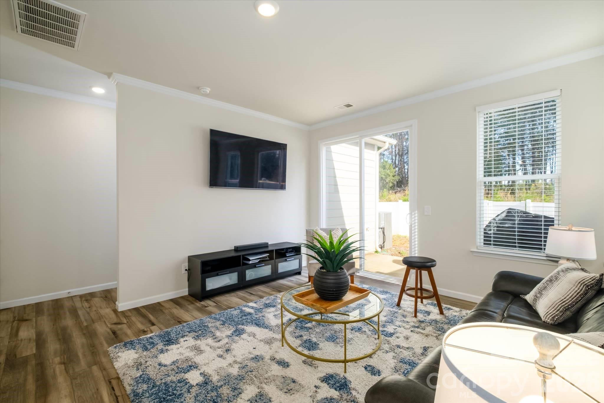 8156 Merryvale Lane Property Photo 13