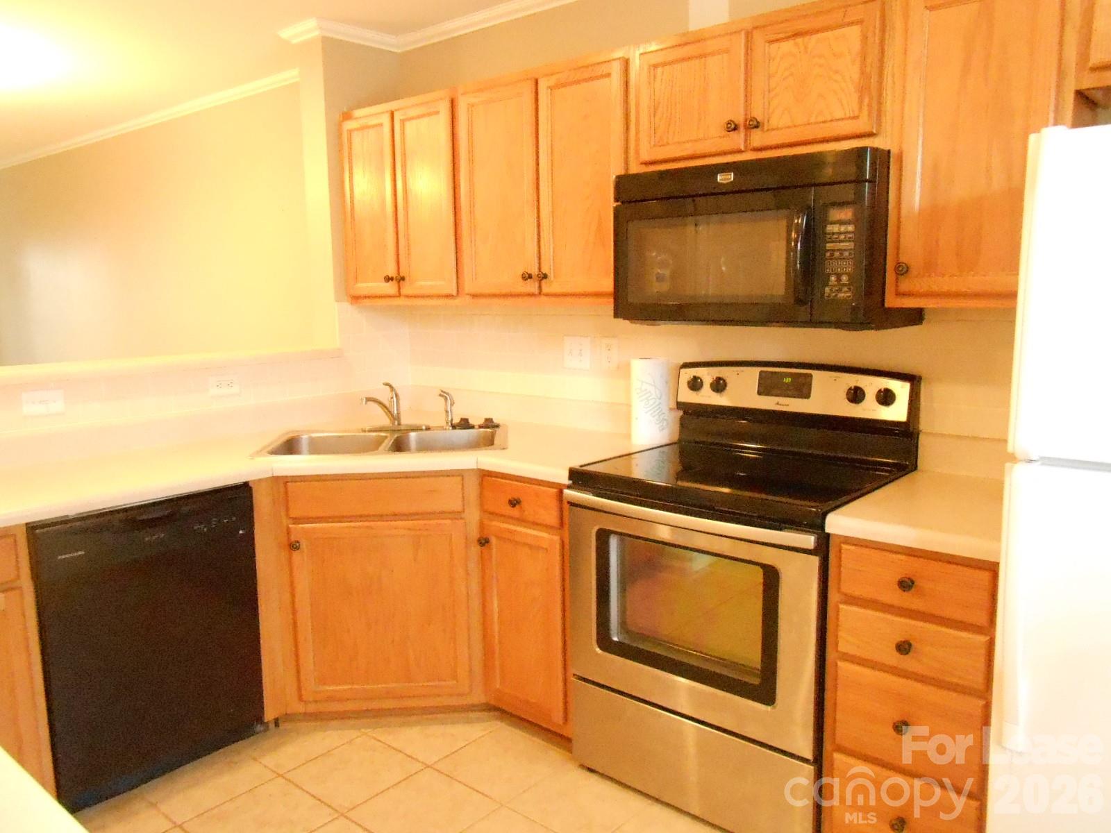 10260 Reindeer Way Lane Property Photo 3