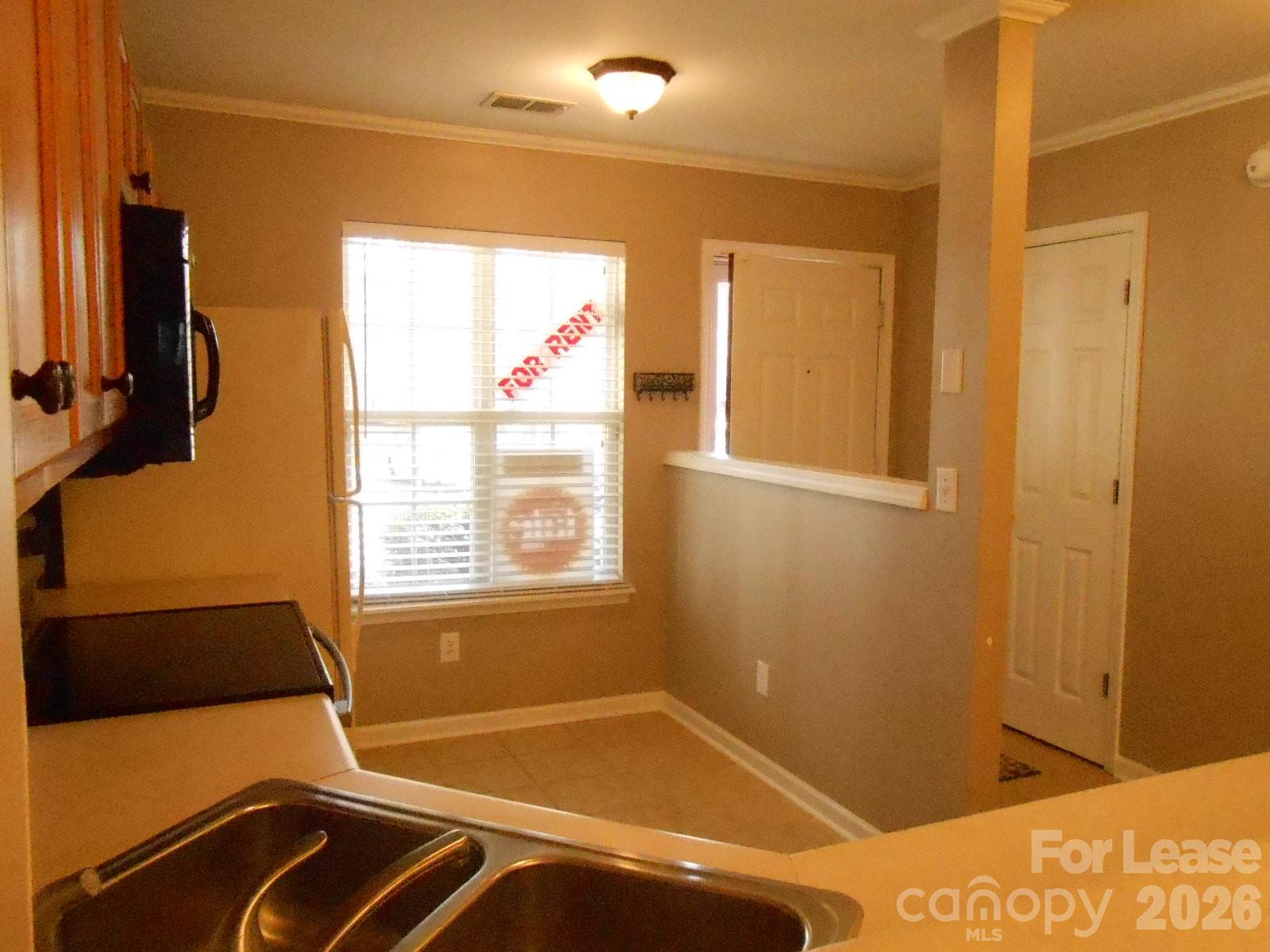 10260 Reindeer Way Lane Property Photo 4