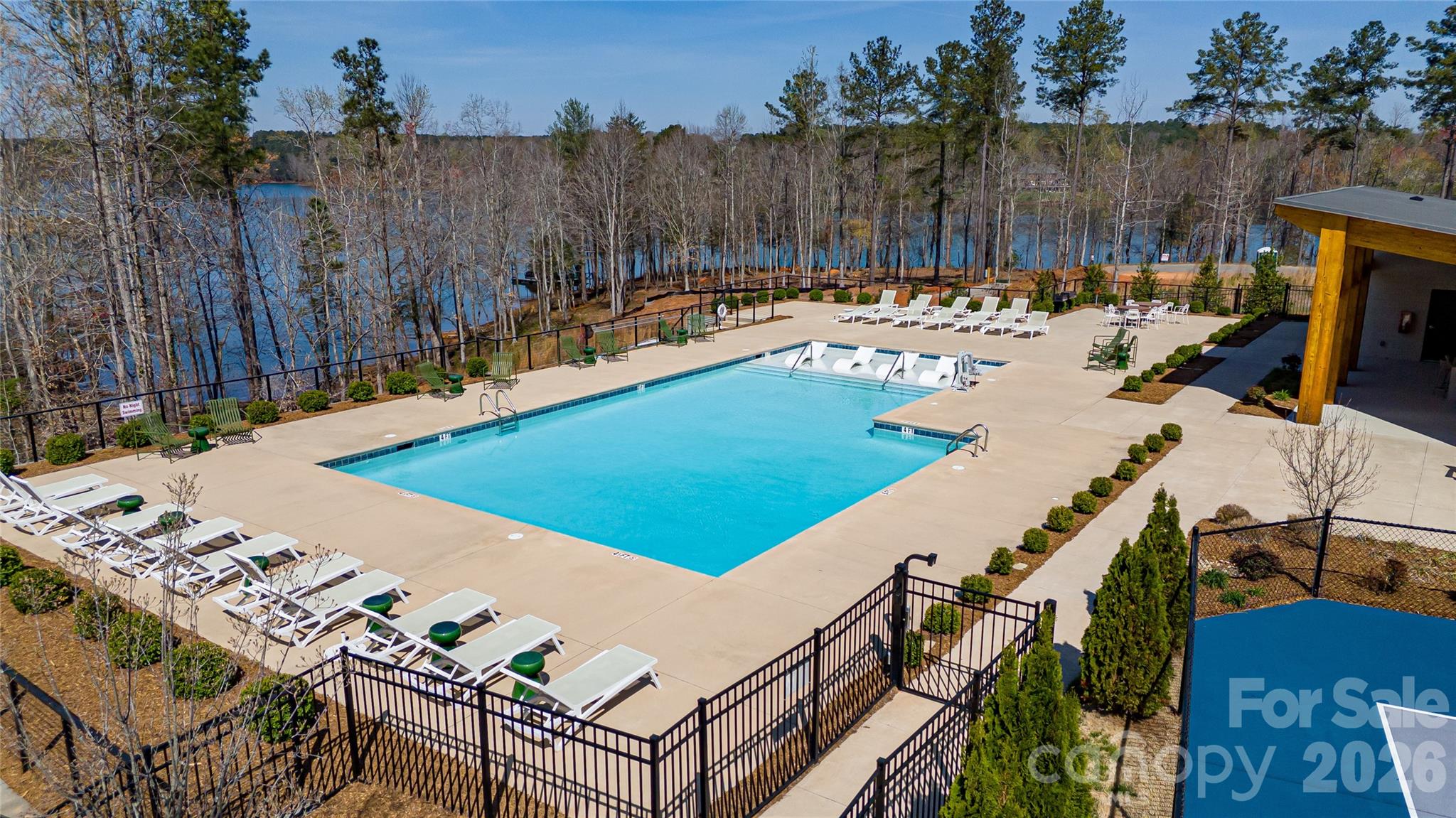 2221 Pikes Peak Ridge Property Photo 11