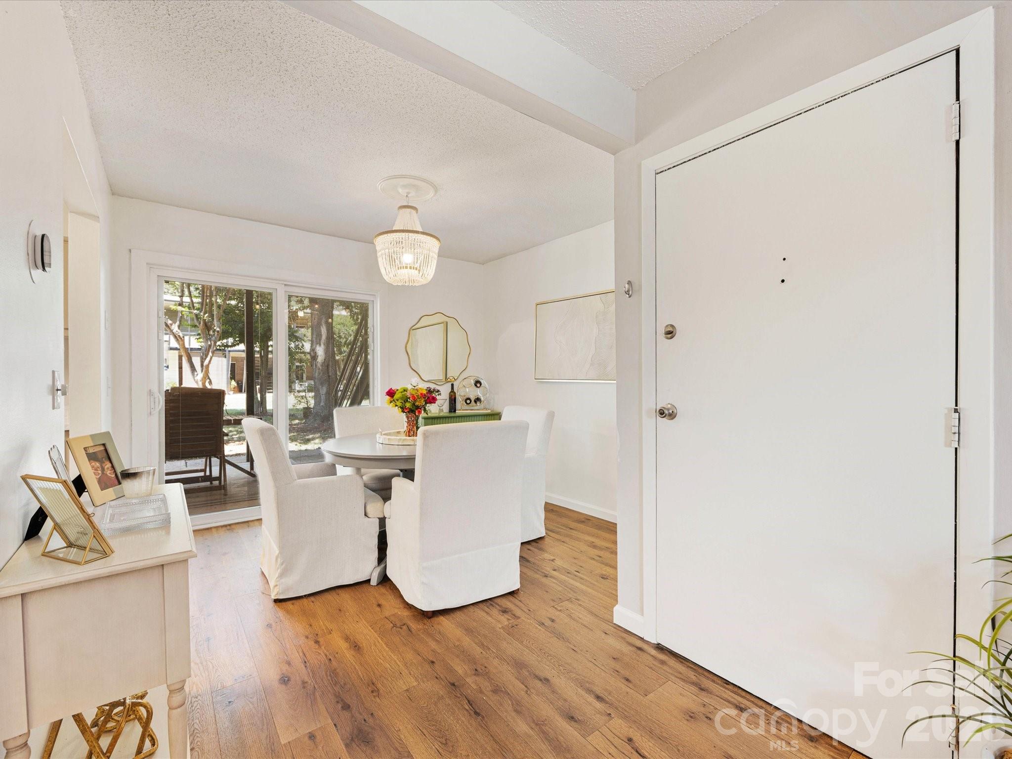2616 Park Road B Property Photo 5