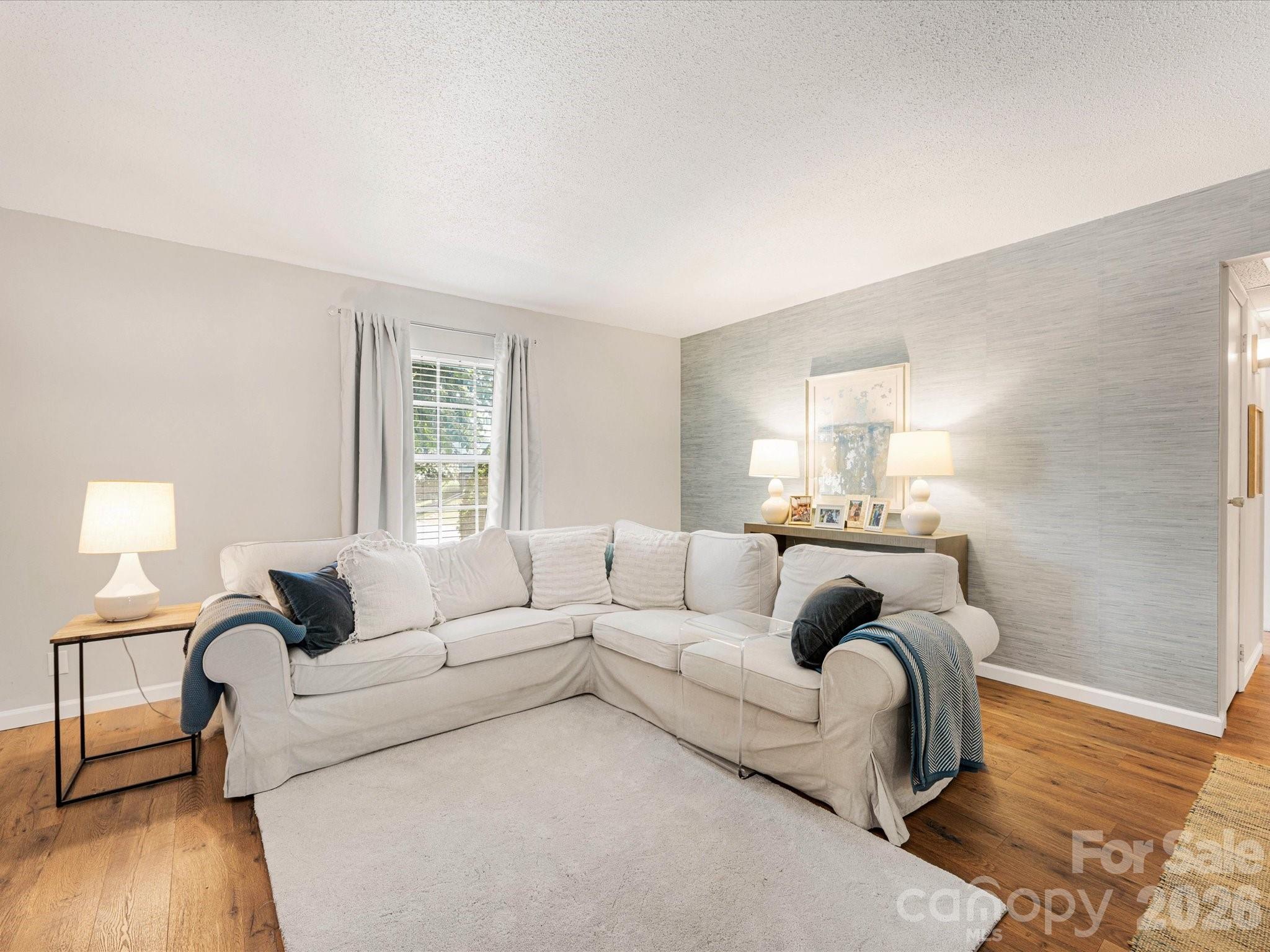 2616 Park Road B Property Photo 6