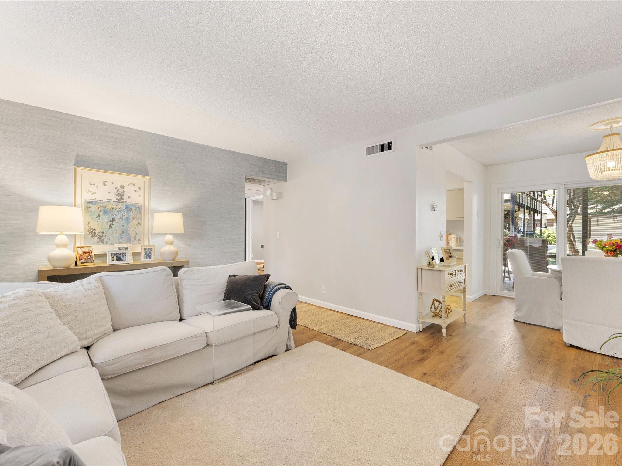 2616 Park Road B Property Photo 7
