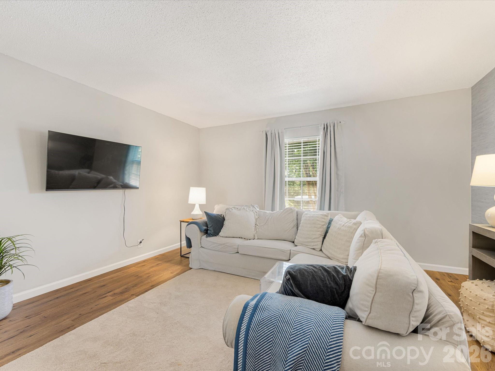 2616 Park Road B Property Photo 9
