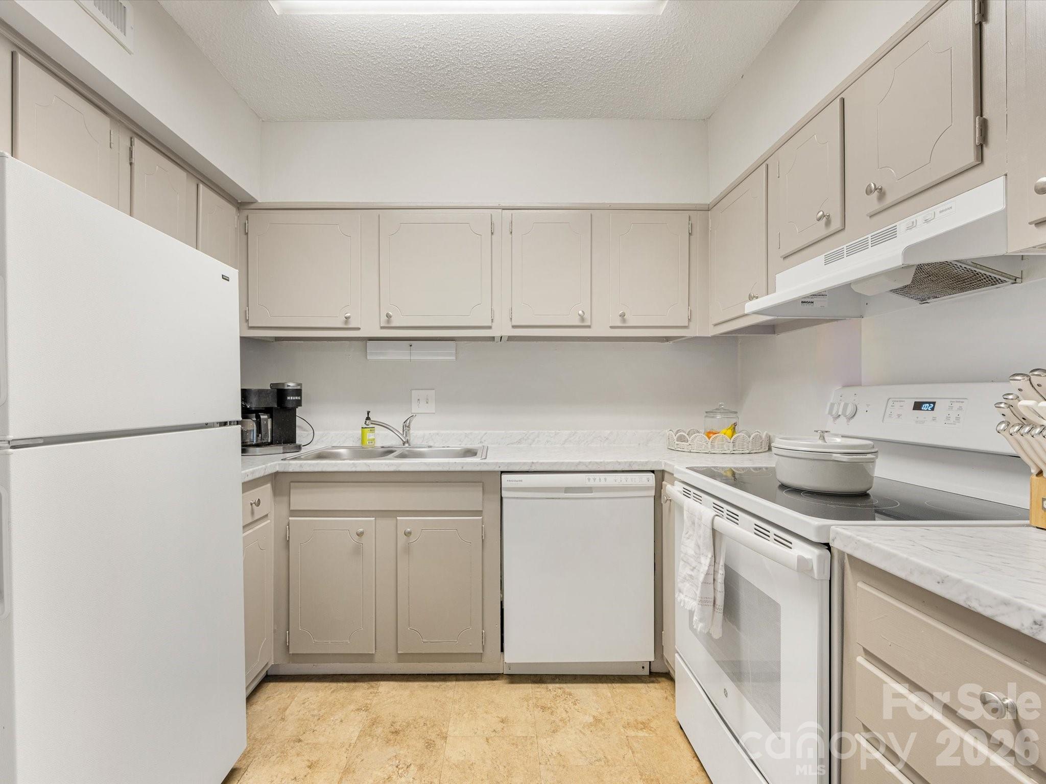 2616 Park Road B Property Photo 14
