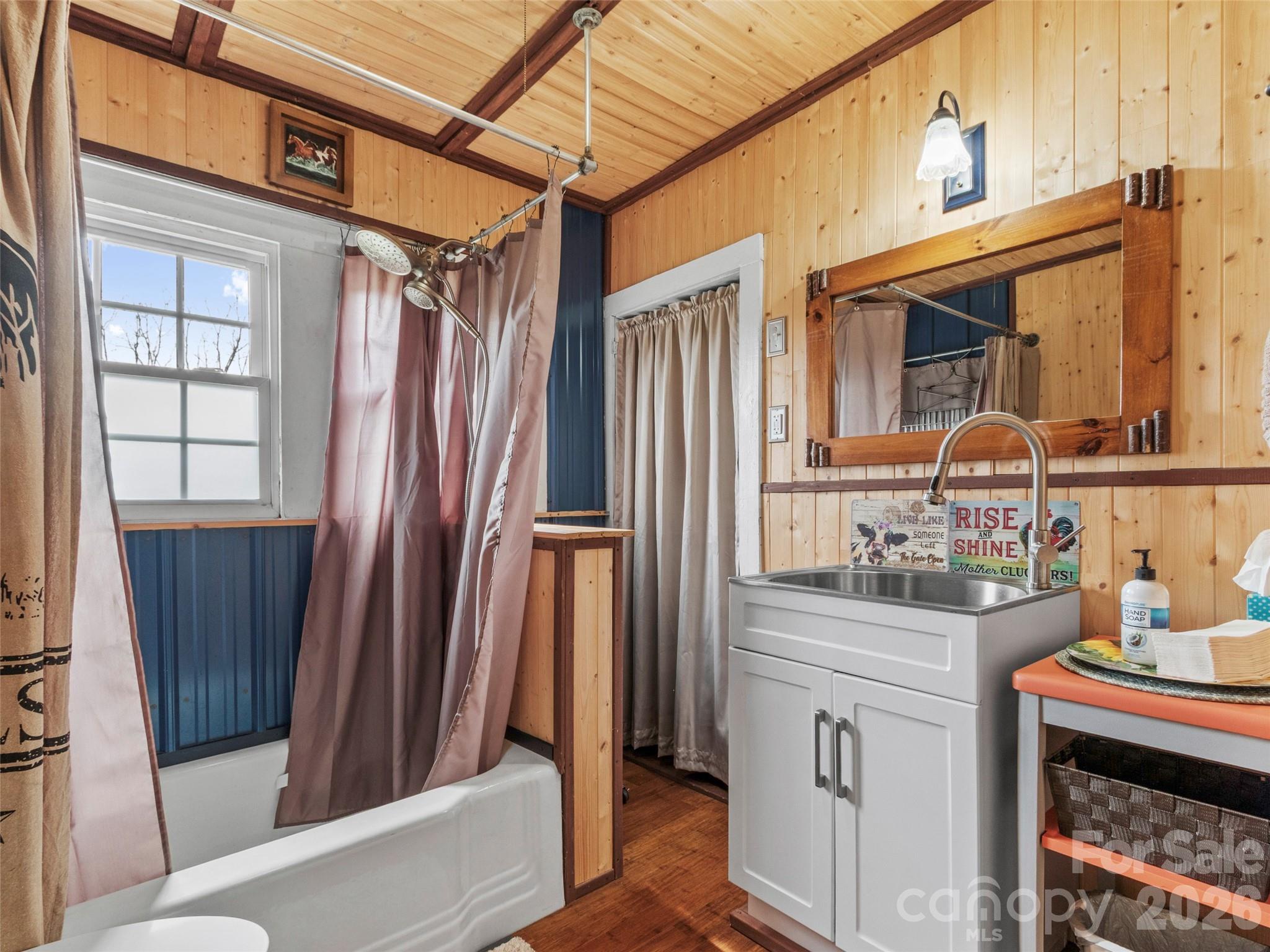 138 Robert Phillips Road Property Photo 15