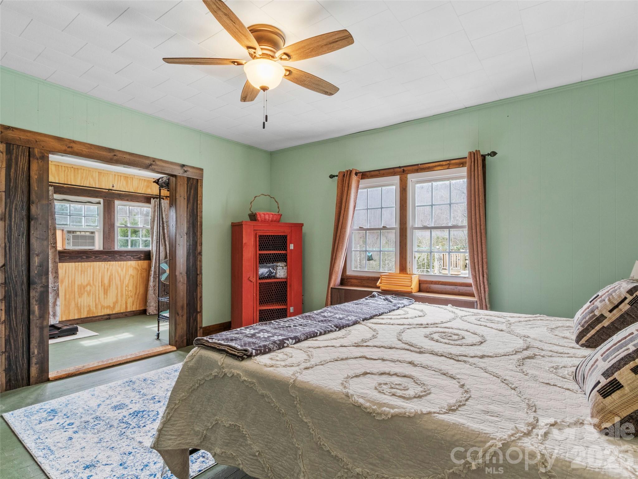 138 Robert Phillips Road Property Photo 17