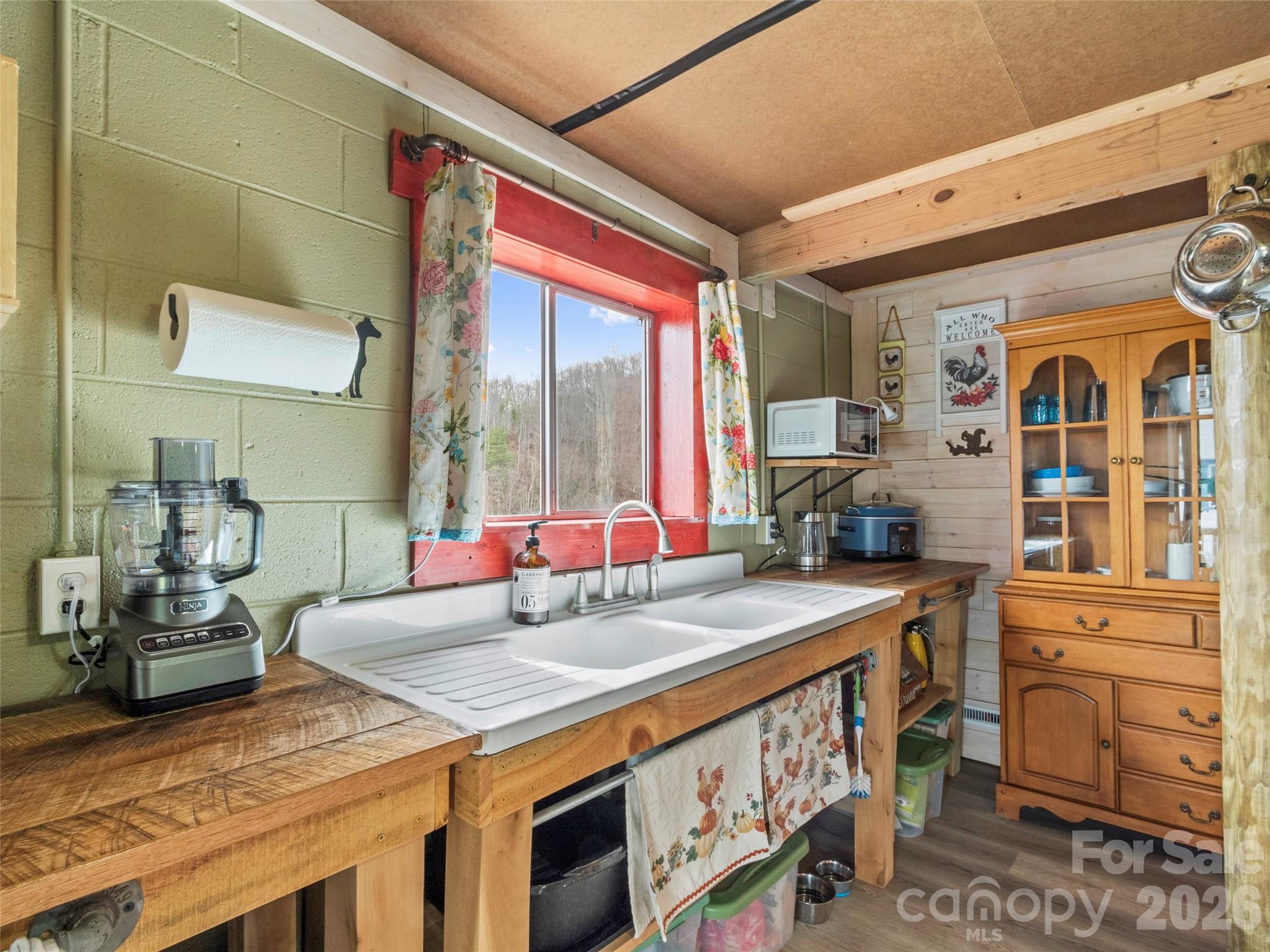138 Robert Phillips Road Property Photo 32